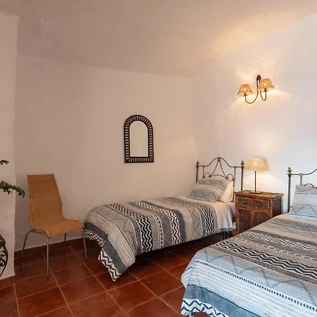 Apartament Living - Cave House & Terrace Adults Only